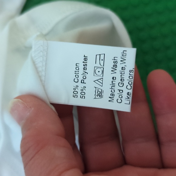 BUNDLE 4 NWTs/ NWOTs Women's crop tops and regular tops for summer, ALL Size S - Picture 4 of 13